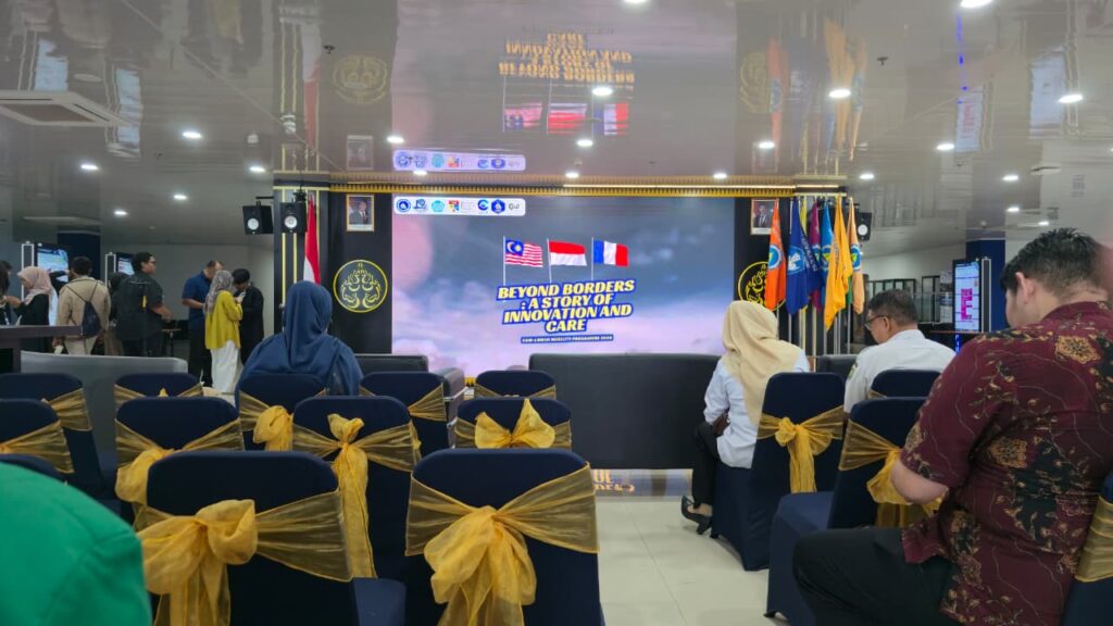 Sidang Senat Terbuka Wisuda Sarjana & Magister Universitas Ibnu Sina